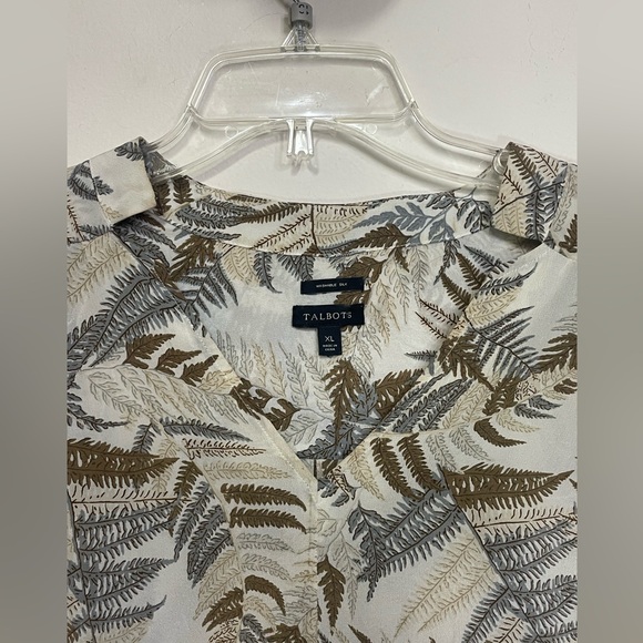 Talbots Size XL, long-sleeved silk blouse - Picture 7 of 11
